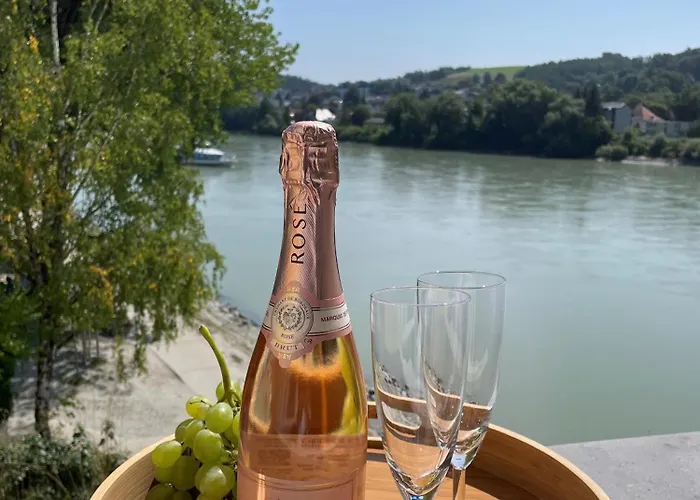 Hotel Schloss Ort Passau