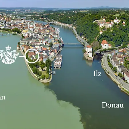Schloss Ort Pasov