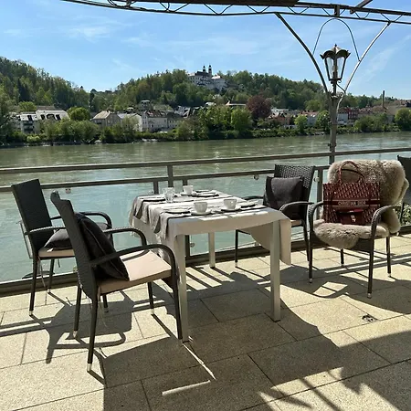 호텔 슐로스 오르트 4*