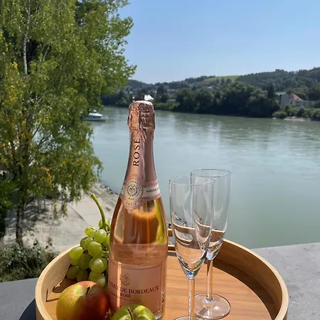 Otel Schloss Ort Passau