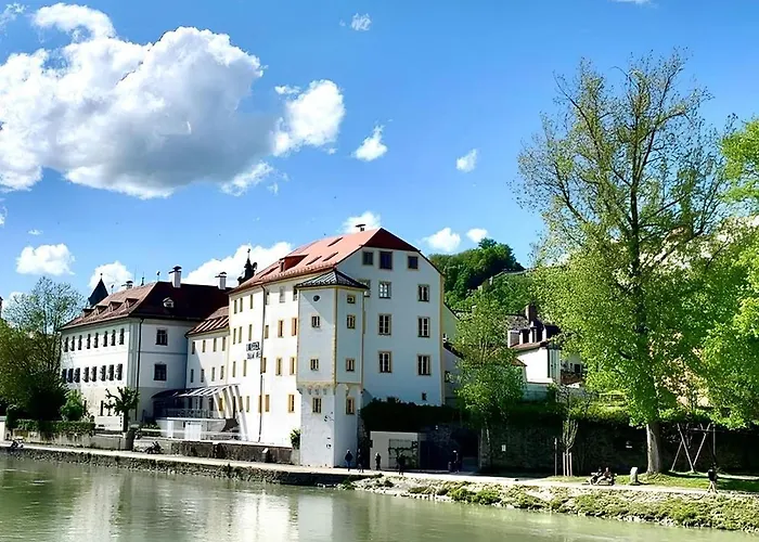 فندق Schloss Ort 4*