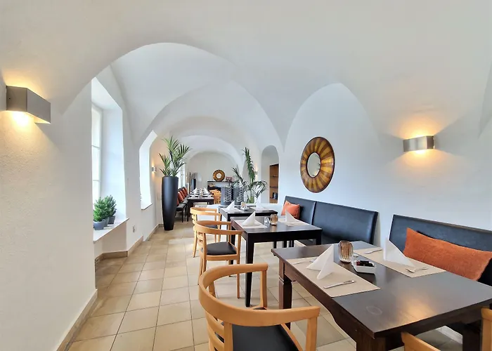 Schloss Ort 4*